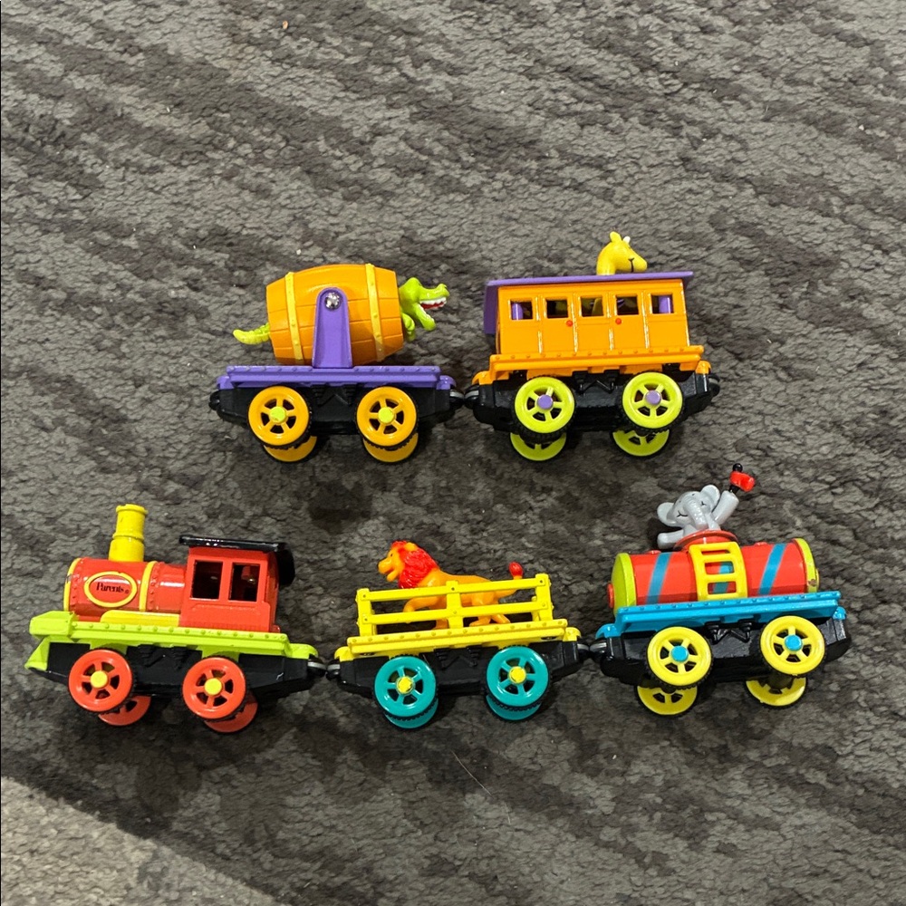 Vibrant Animal Train Toy Set